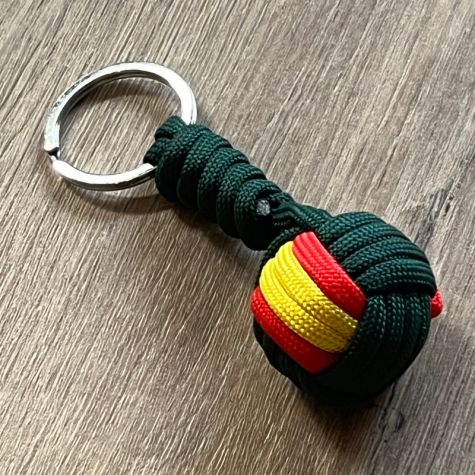Llavero ESPAÑA de cordón trenzado verde