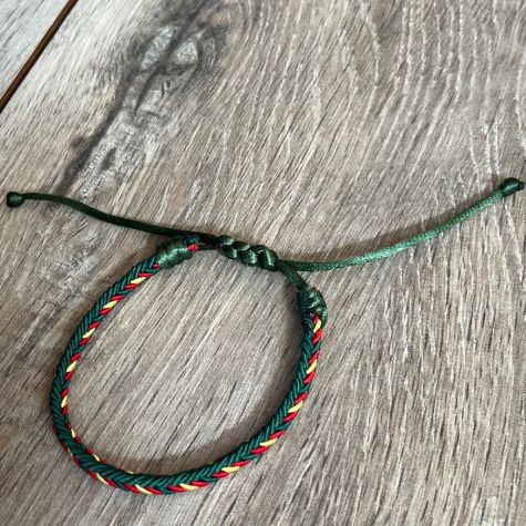 Pulsera verde de cordón trenzado ESPAÑA